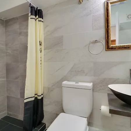 Stylish, Comfy In The Heart Of Atene